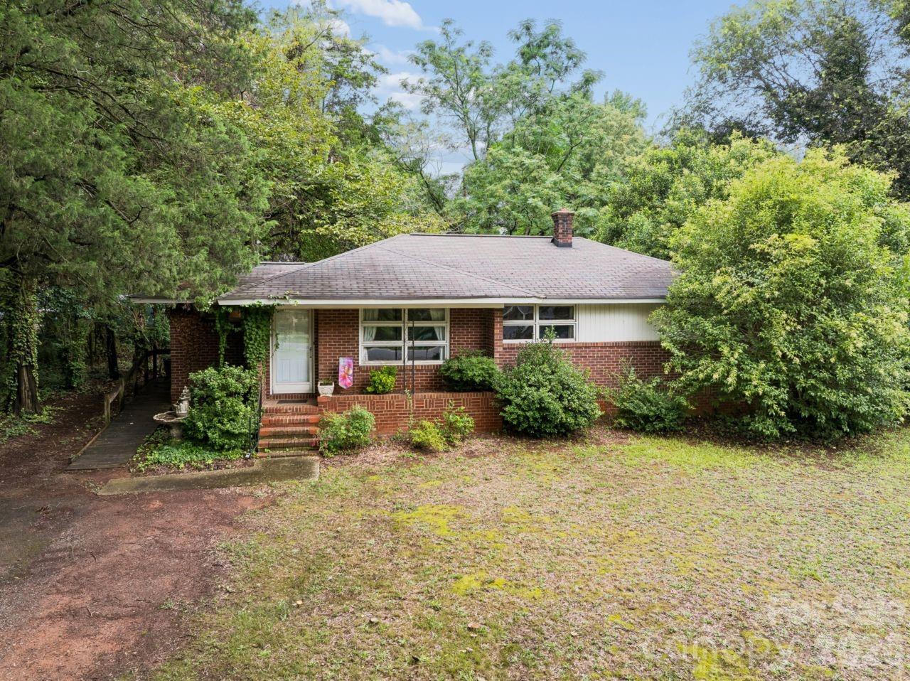 139 Southwold Drive Property Photo 40