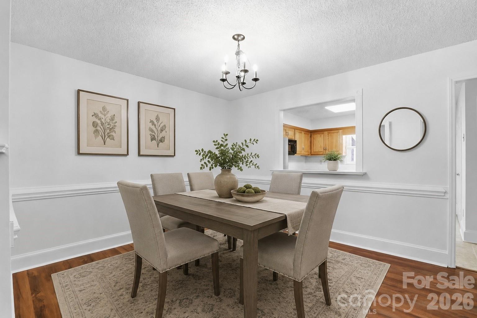 2500 Round Table Road E Property Photo 5
