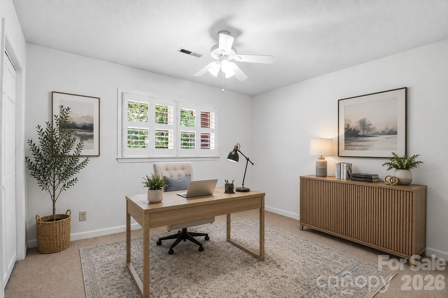 2500 Round Table Road E Property Photo 22
