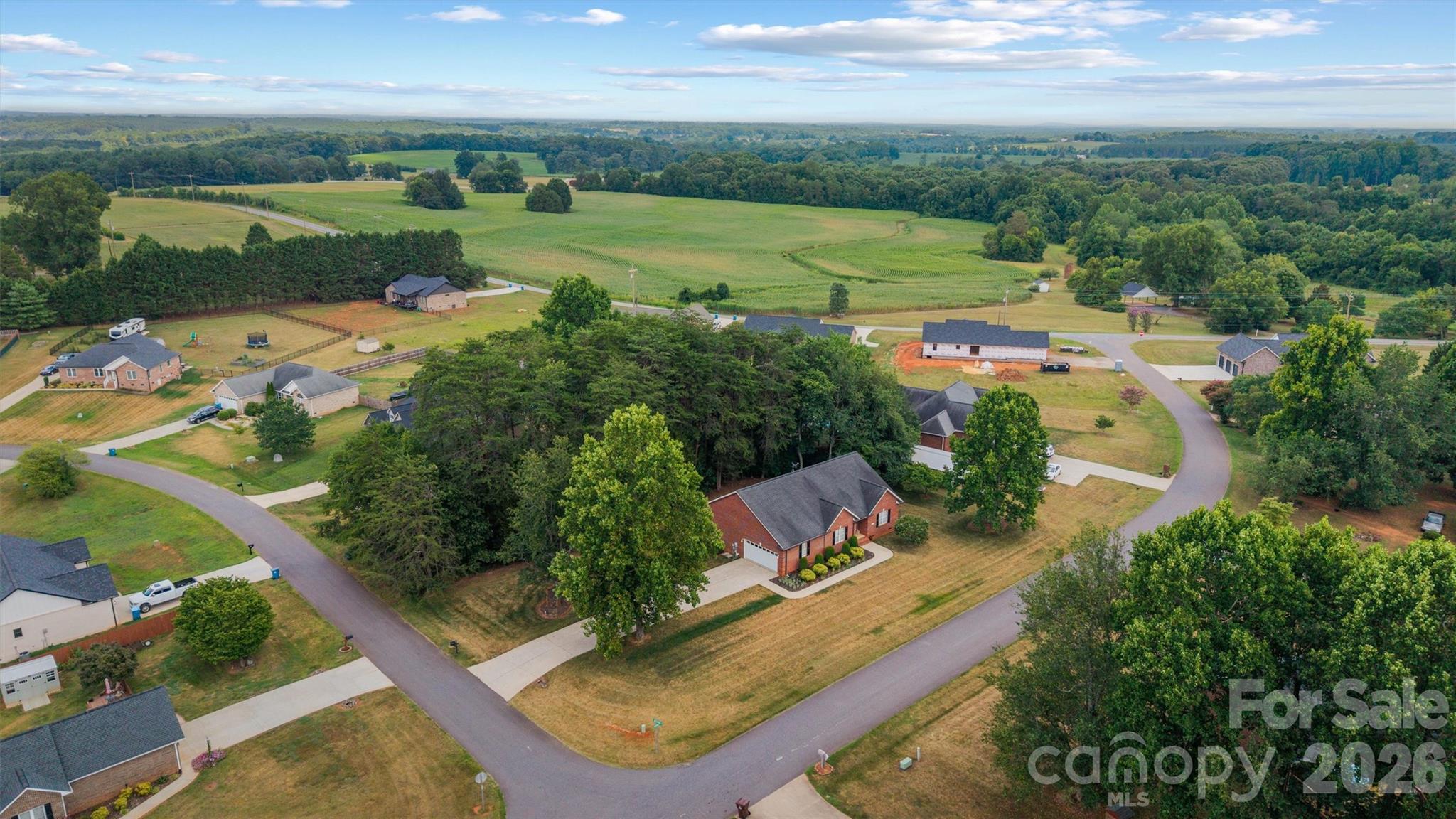 3656 Woodgreen Drive Property Photo 3