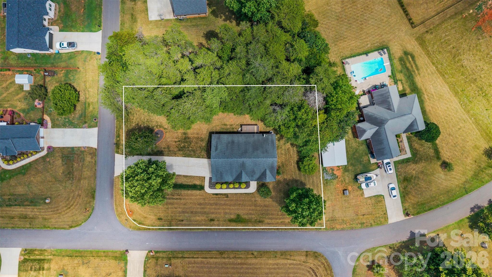 3656 Woodgreen Drive Property Photo 6