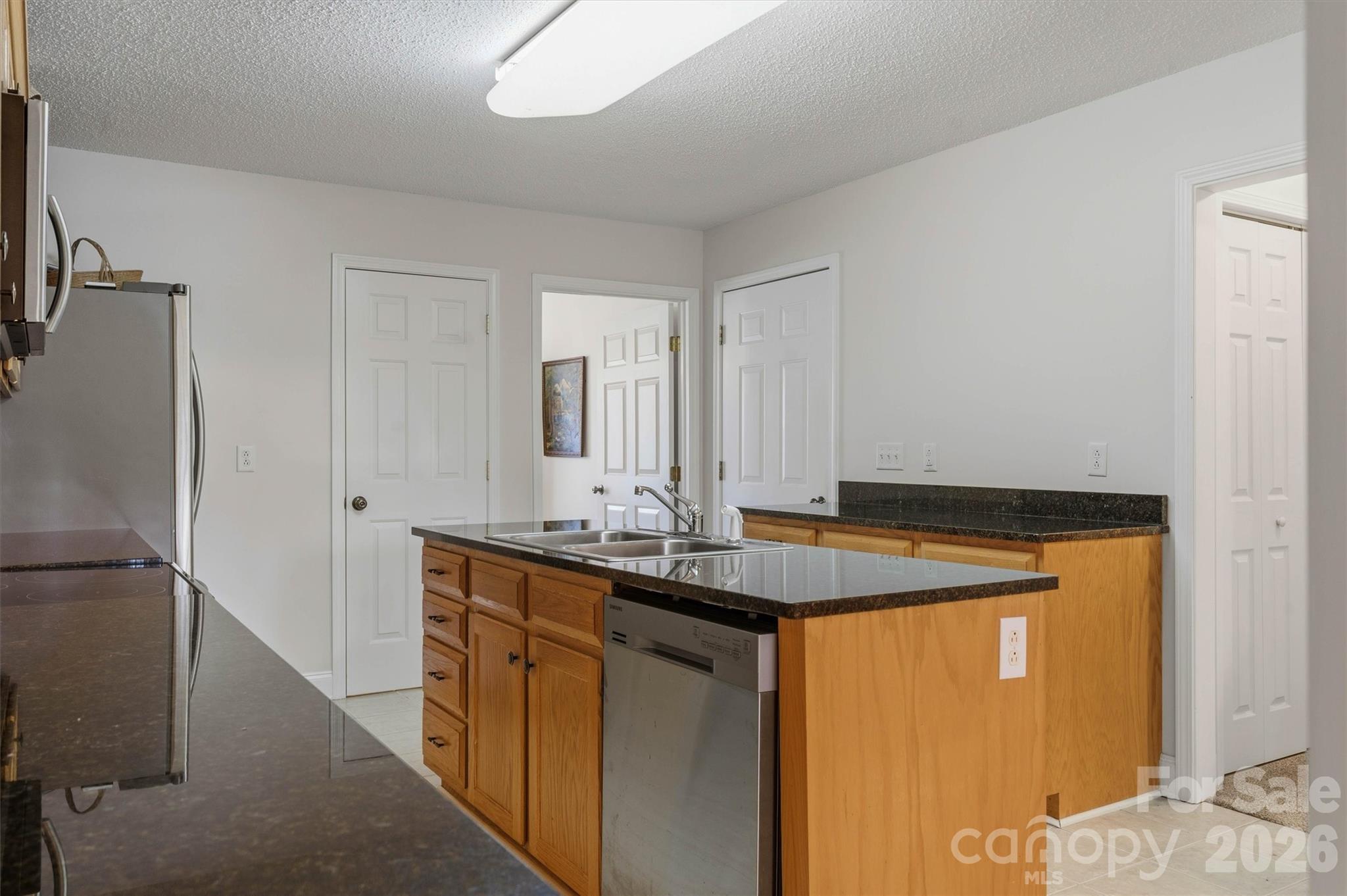 3656 Woodgreen Drive Property Photo 17
