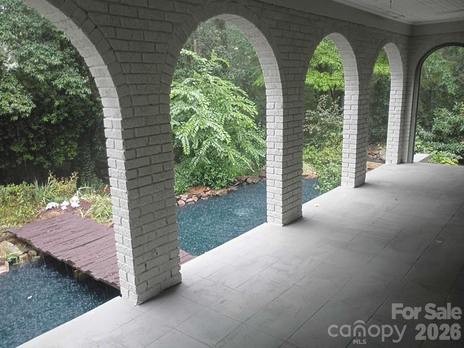 403 N Cannon Boulevard Property Photo 4