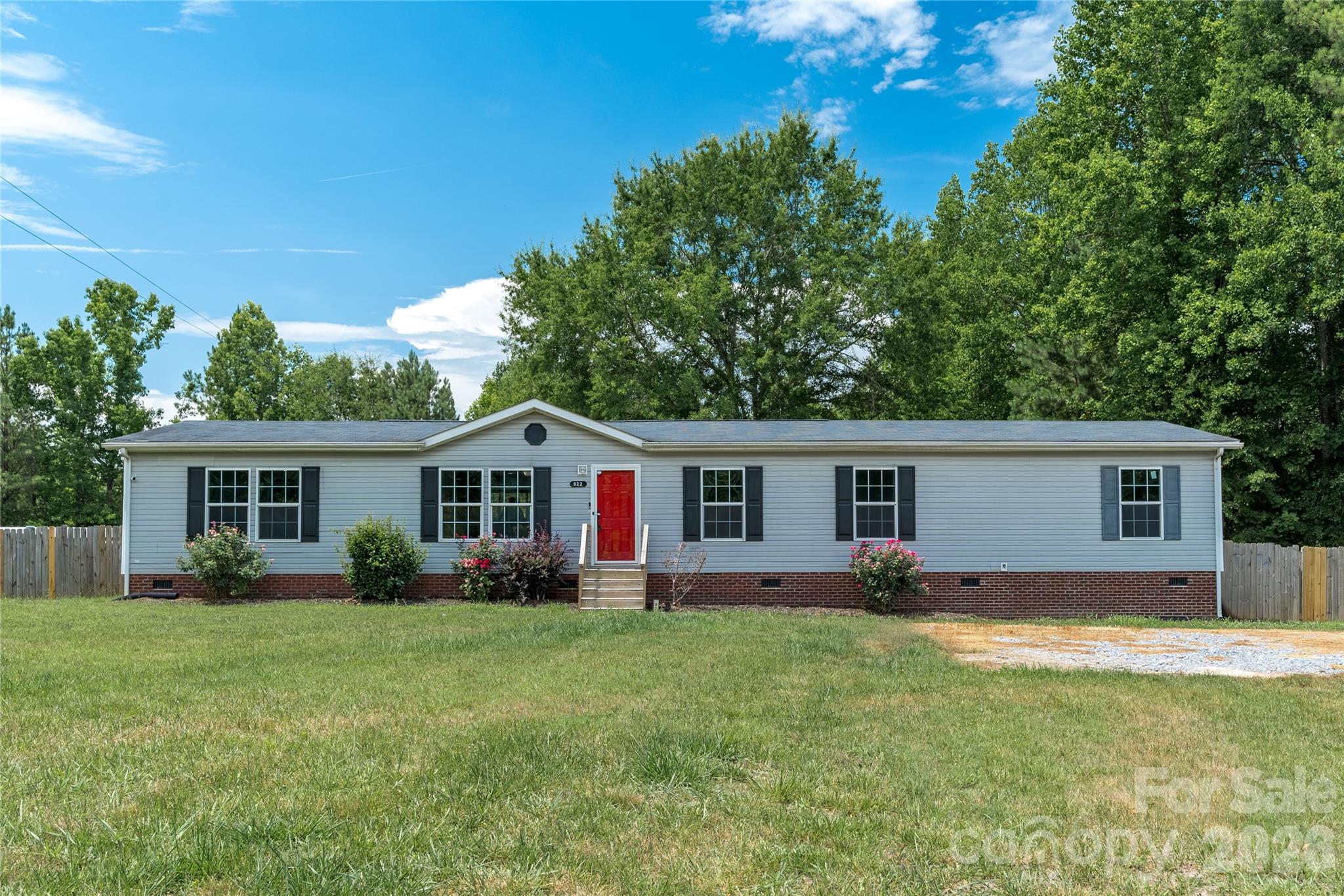 922 Lavender Road