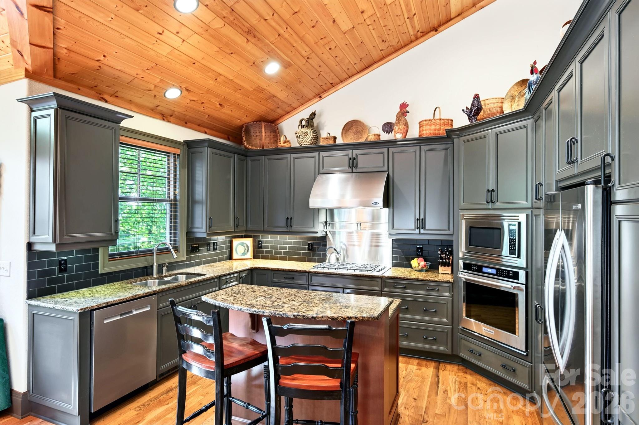 33 Hawks Branch Circle Property Photo 8