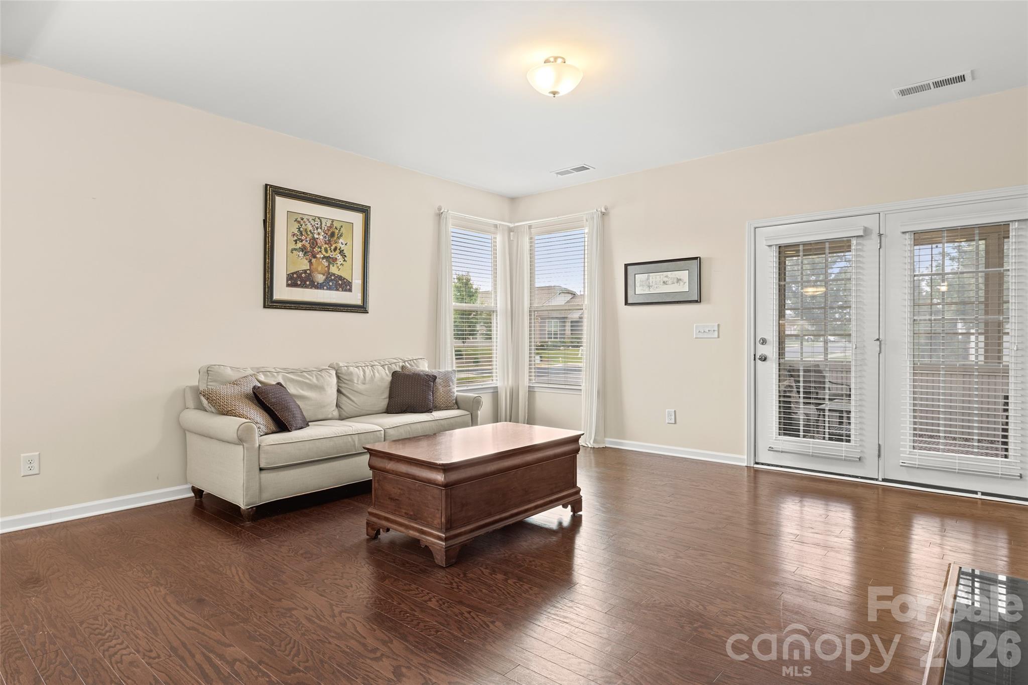 6257 Swanport Road Property Photo 16
