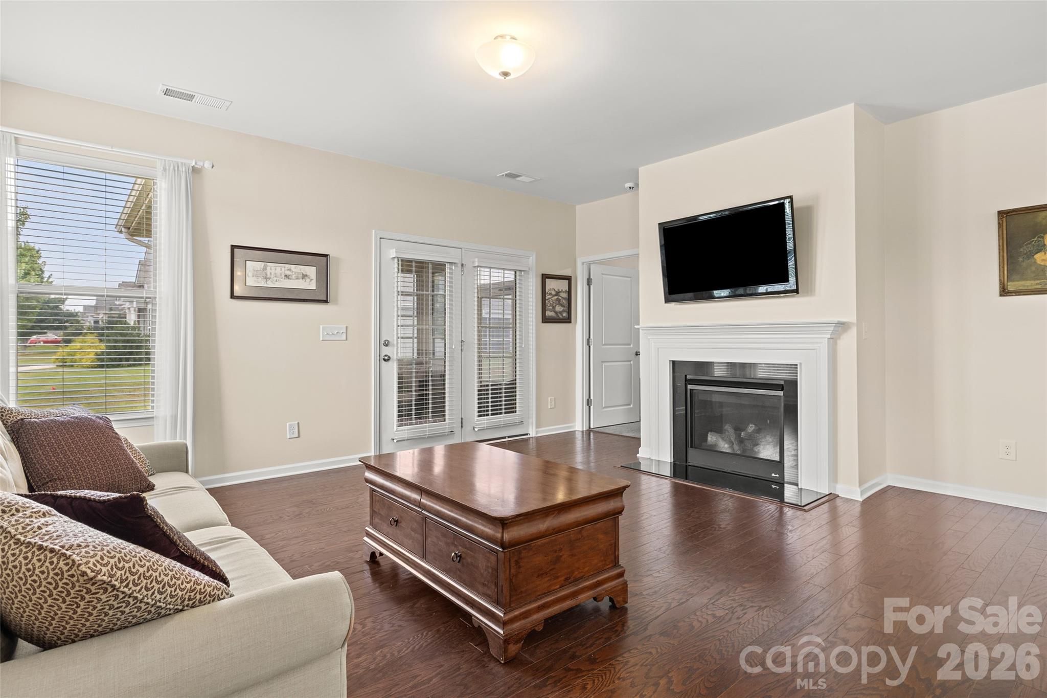 6257 Swanport Road Property Photo 17
