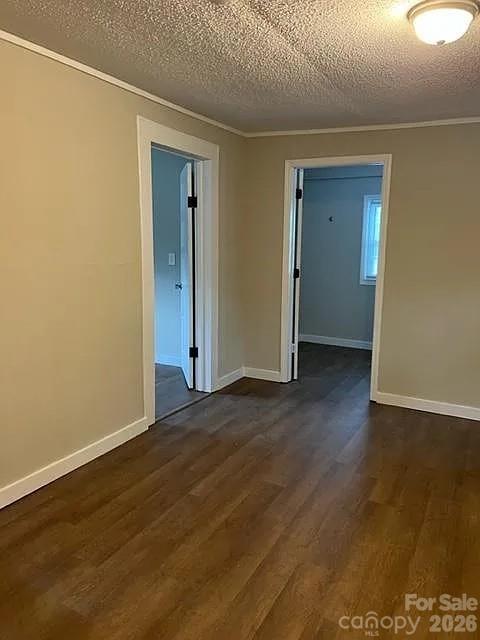 105 N Pugh Street Property Photo 3
