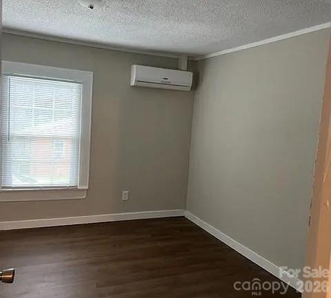105 N Pugh Street Property Photo 5
