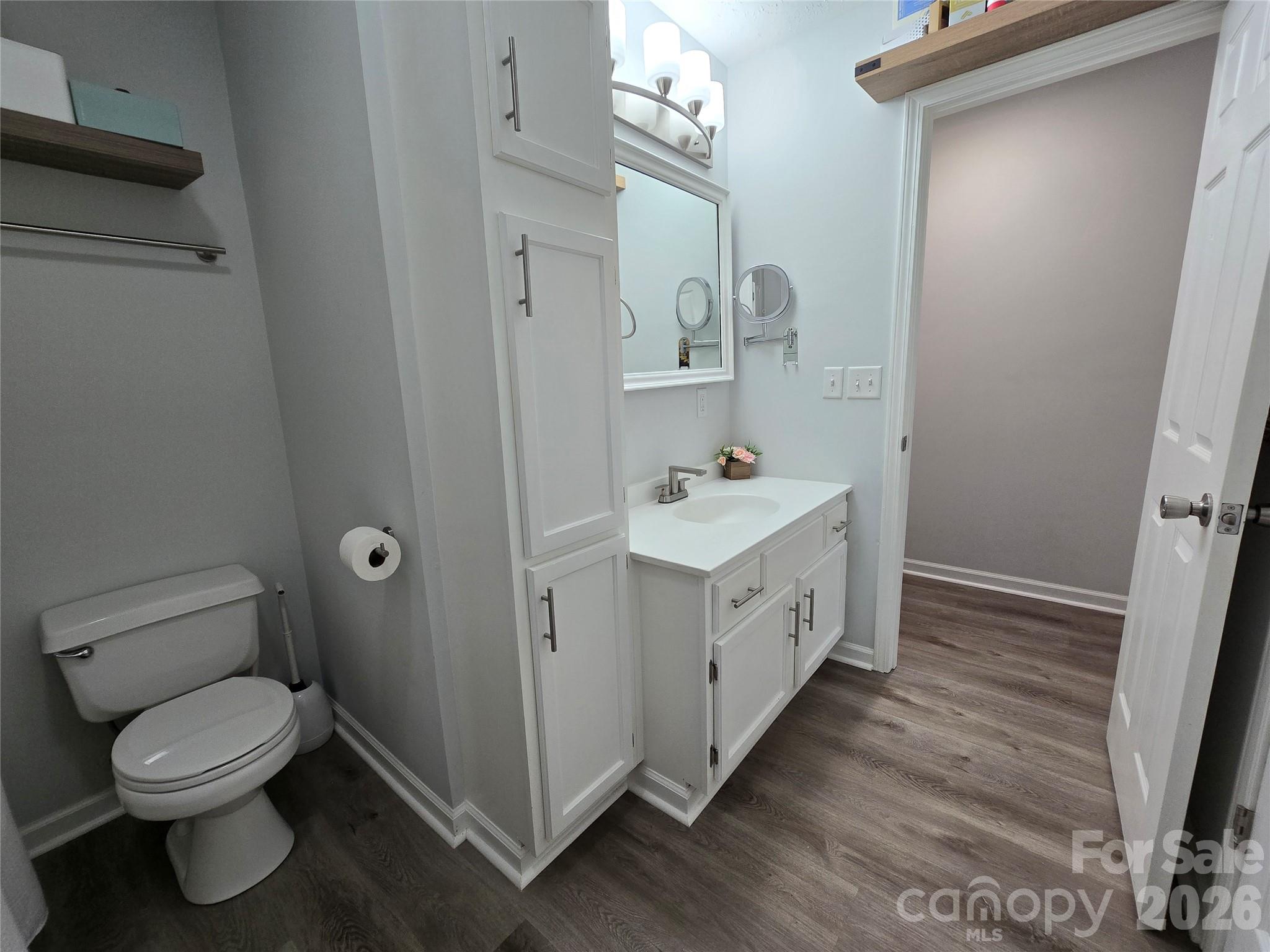 142 N Main Street Property Photo 25