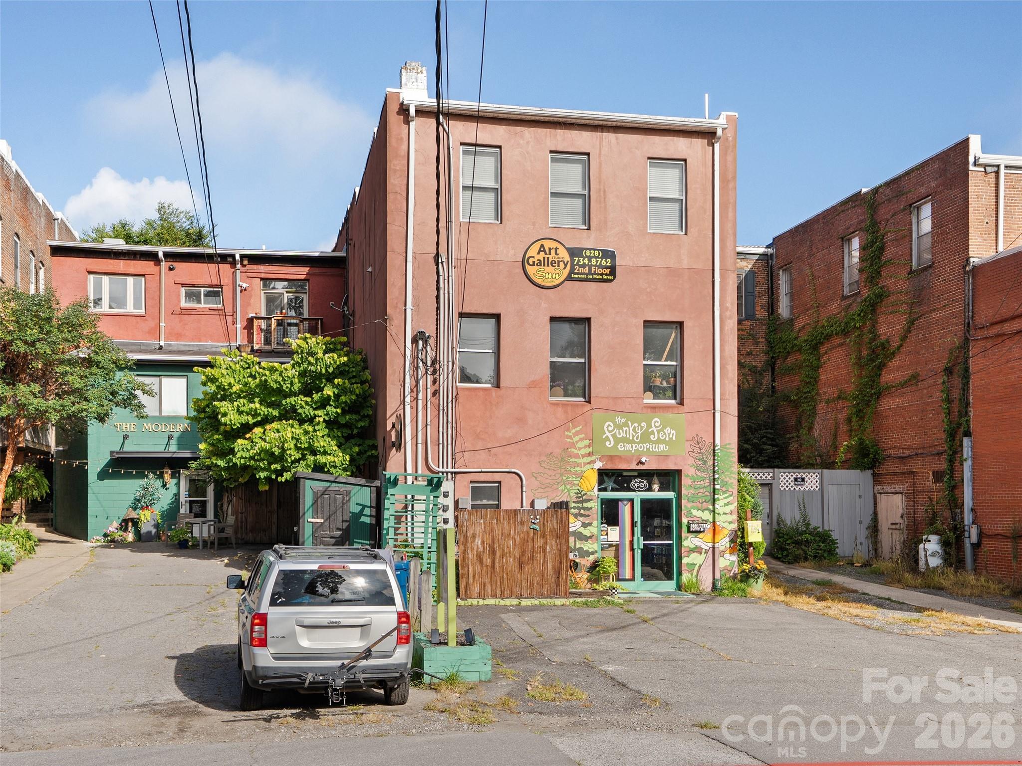 142 N Main Street Property Photo 44