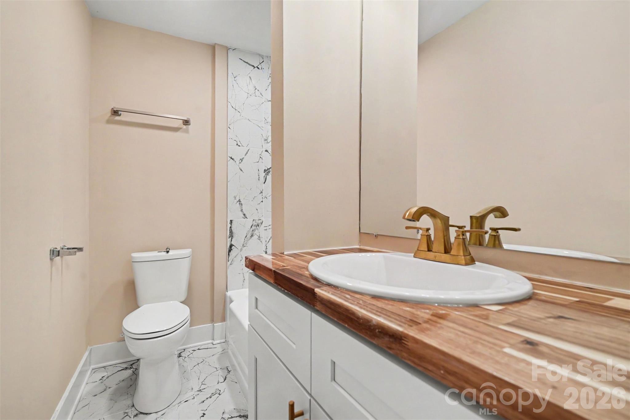 234 Marshall Street Property Photo 18