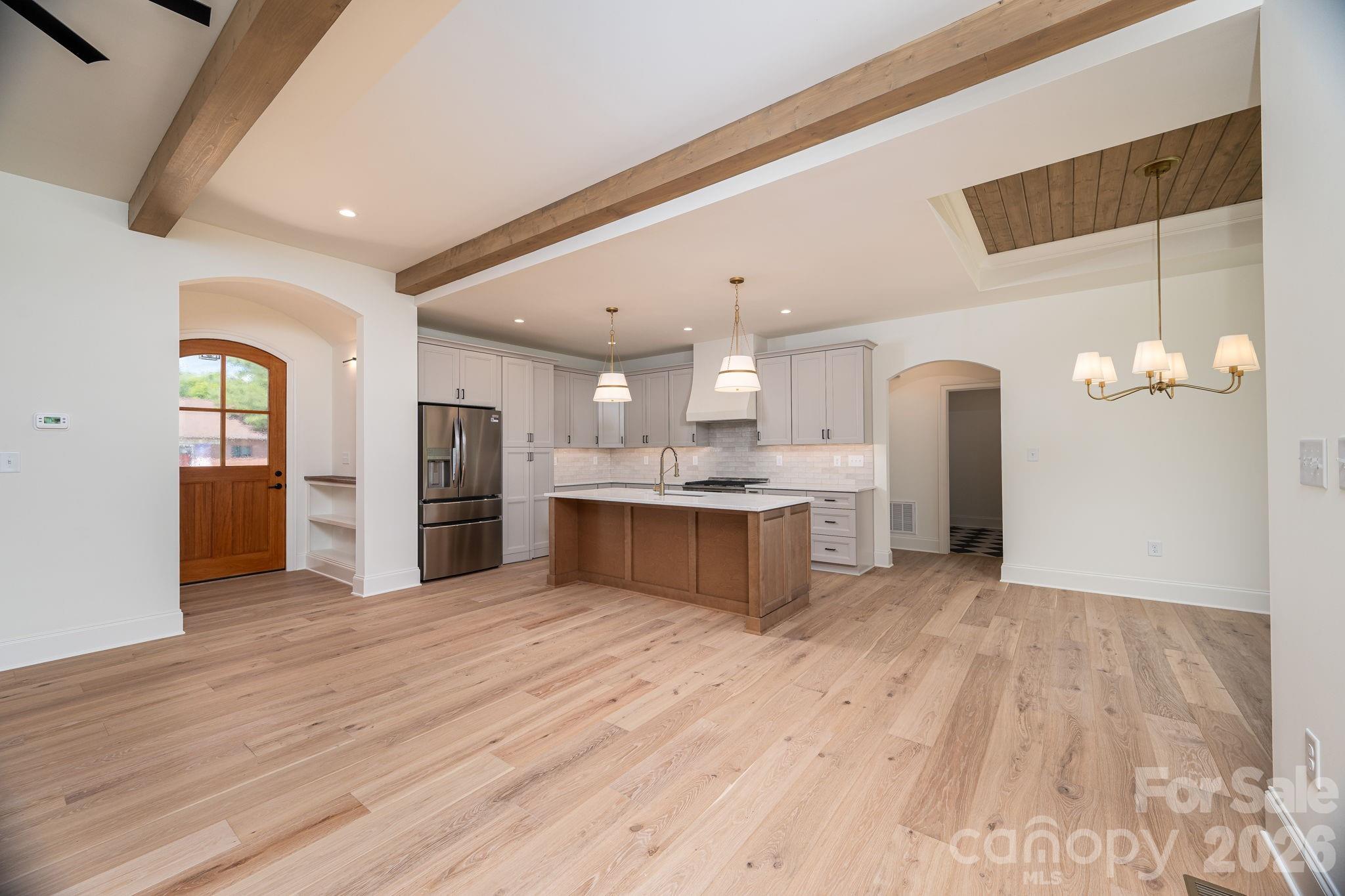 526 N Aspen Street Property Photo 13