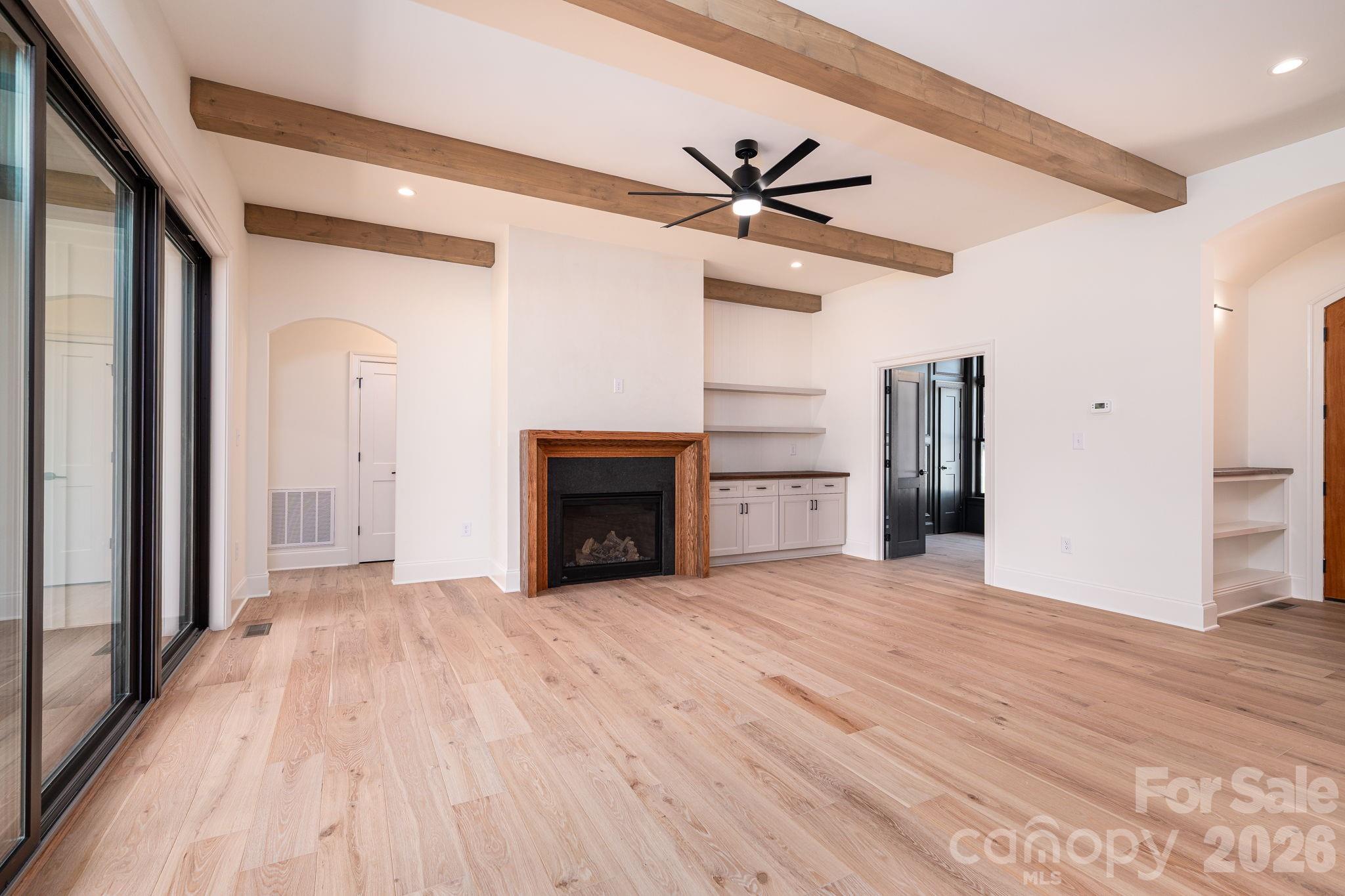526 N Aspen Street Property Photo 20