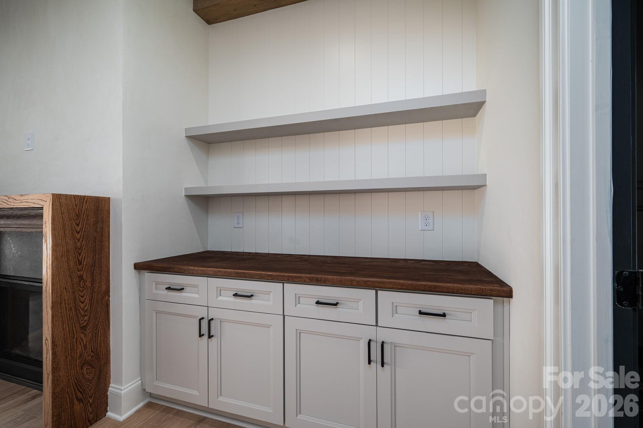526 N Aspen Street Property Photo 21