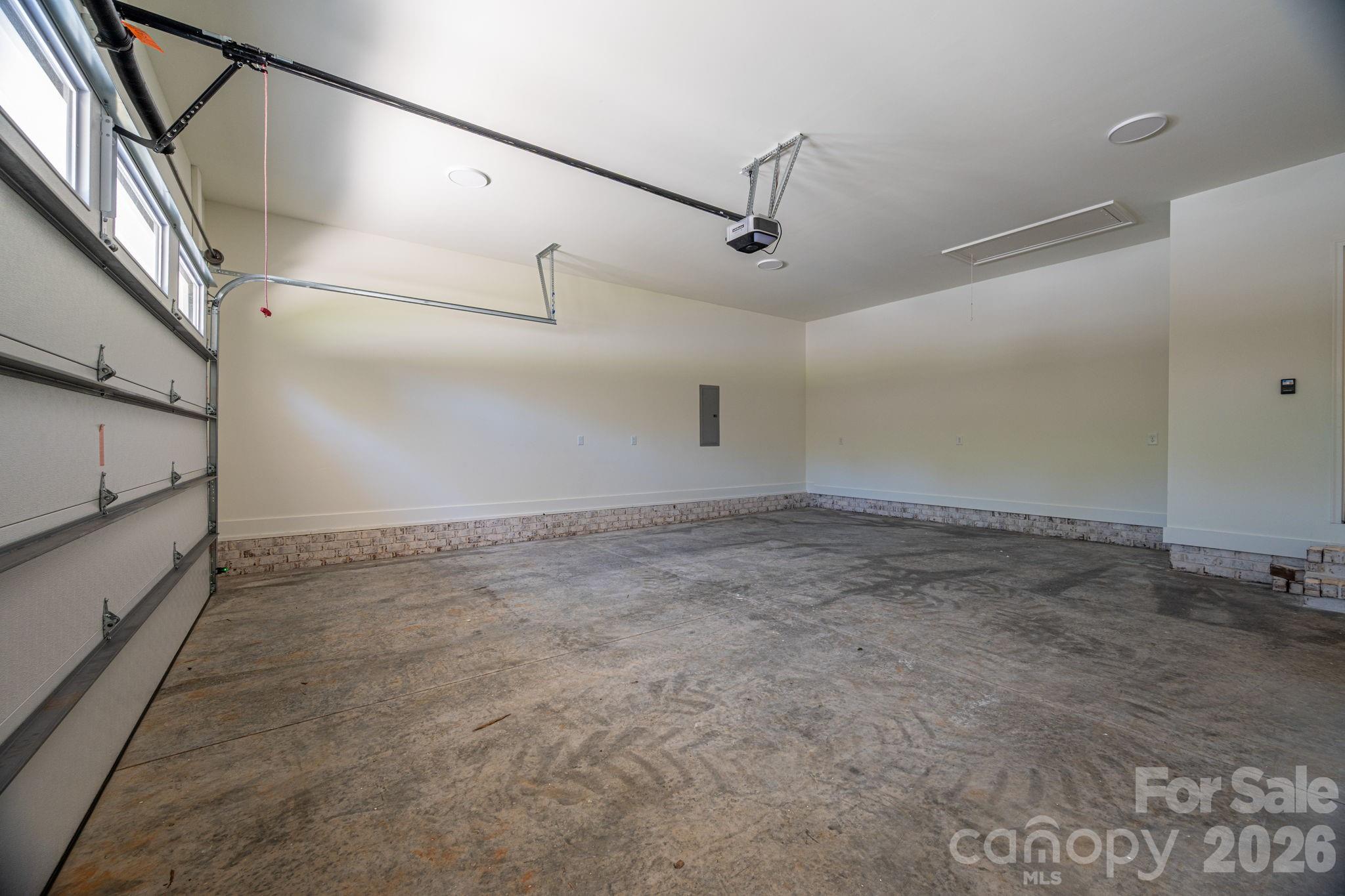 526 N Aspen Street Property Photo 45