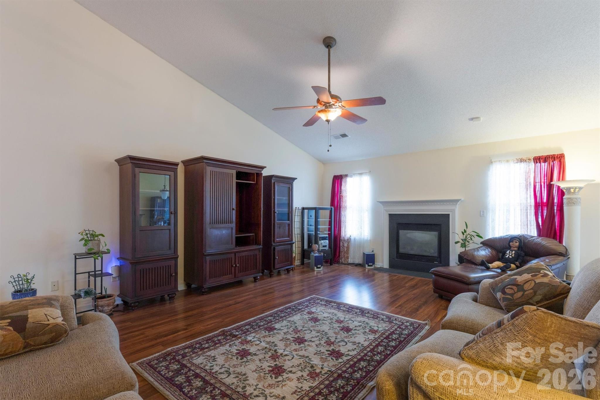 9704 Aventide Lane Property Photo 13