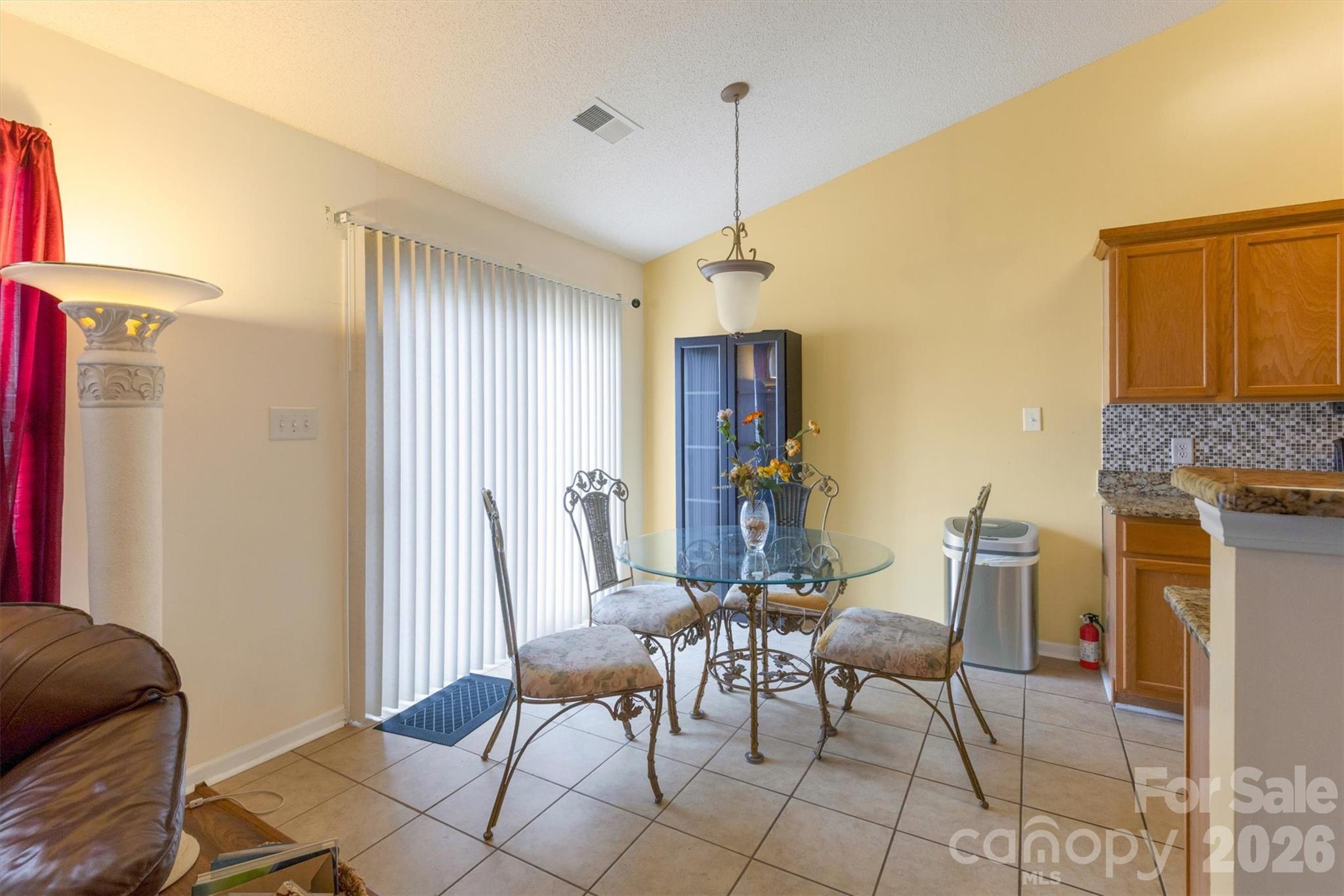 9704 Aventide Lane Property Photo 16