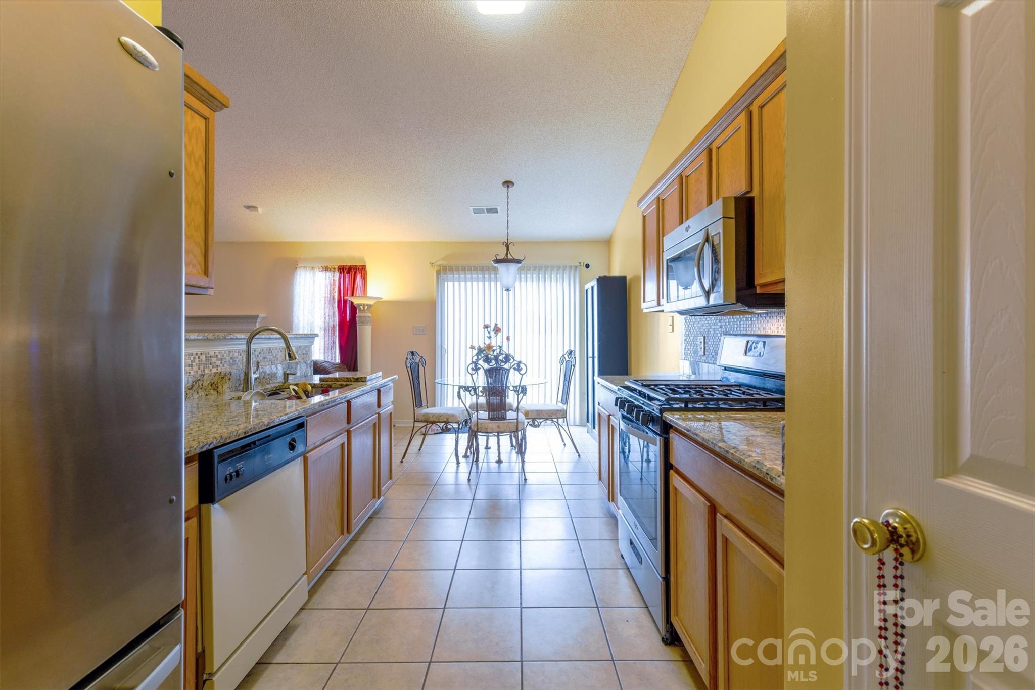 9704 Aventide Lane Property Photo 17