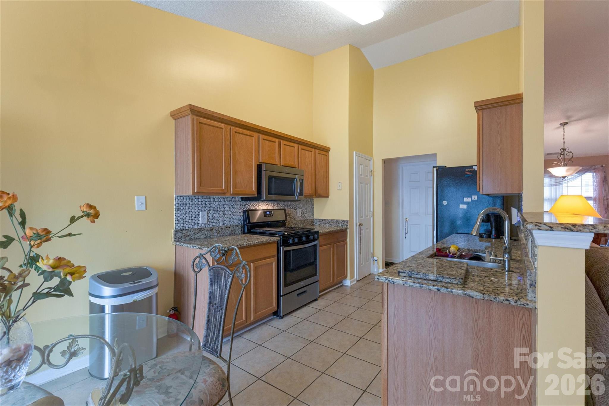 9704 Aventide Lane Property Photo 18