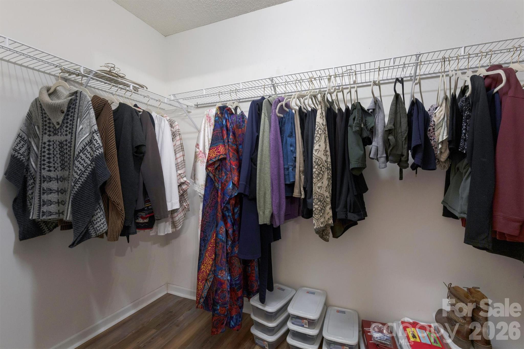 9704 Aventide Lane Property Photo 32