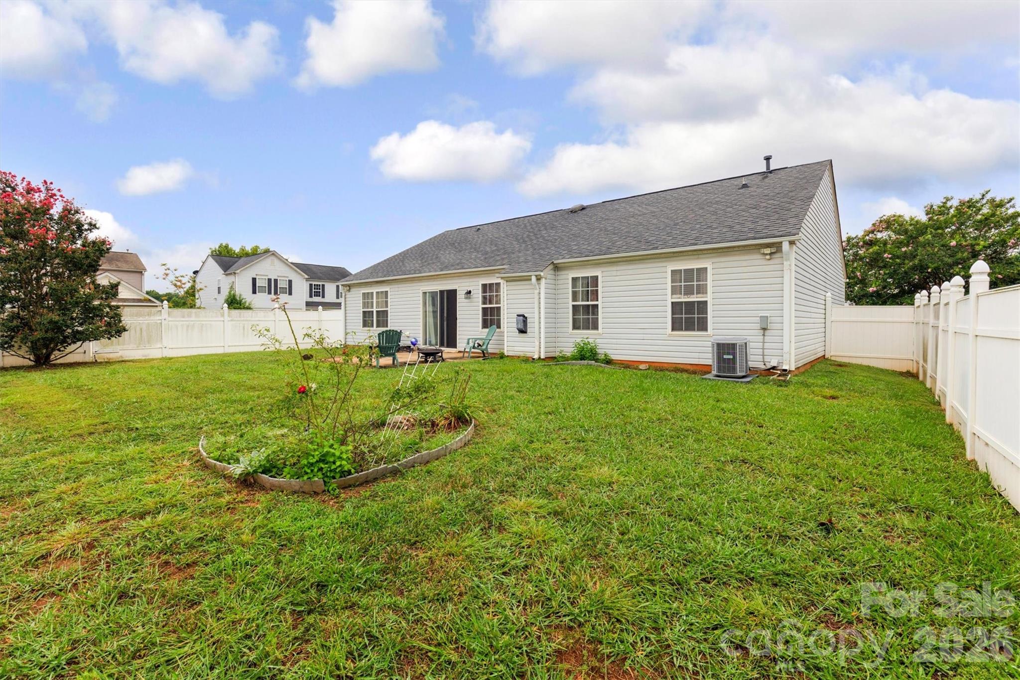 9704 Aventide Lane Property Photo 35