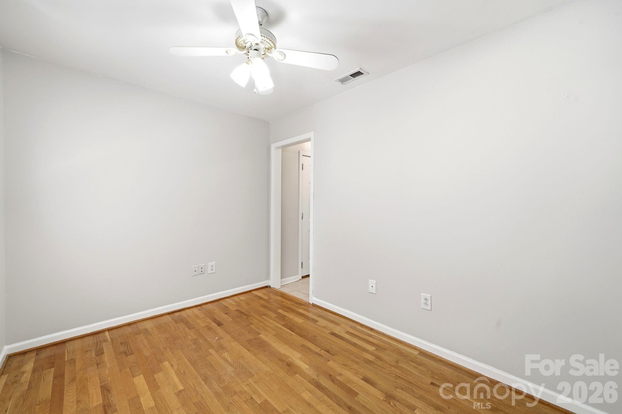 5226 Rockwood Road Property Photo 19