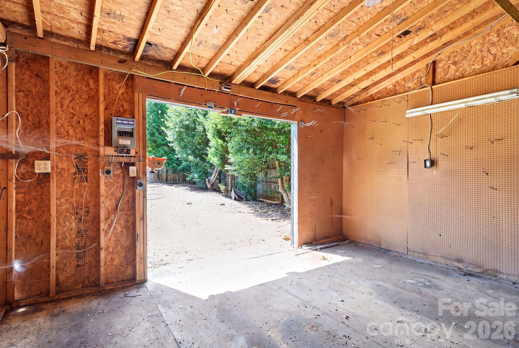 5226 Rockwood Road Property Photo 37