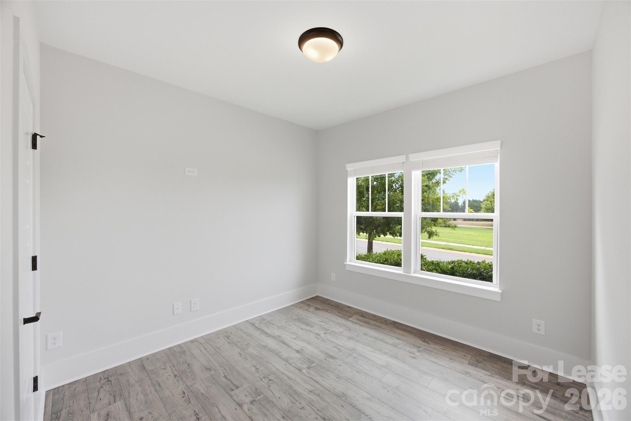 21216 Sanctuary Drive Property Photo 11