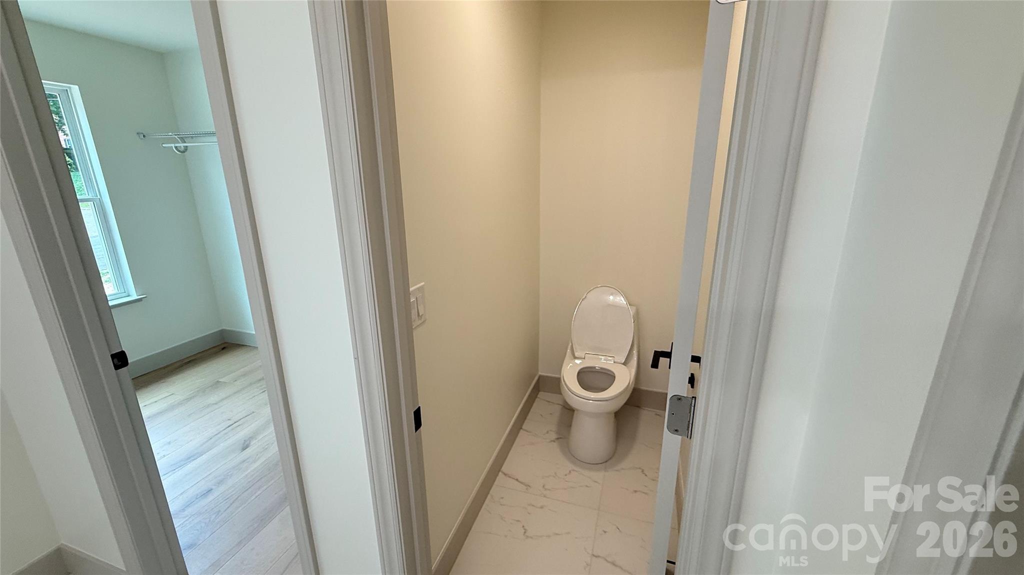 2766 Oakhurst Drive 41 Property Photo 19