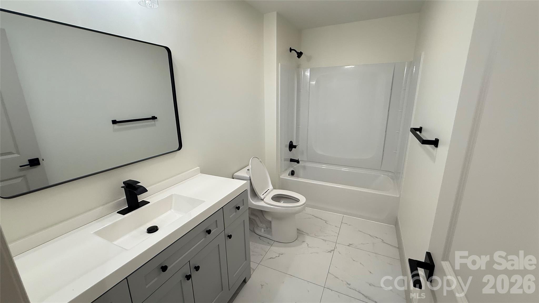 2766 Oakhurst Drive 41 Property Photo 20