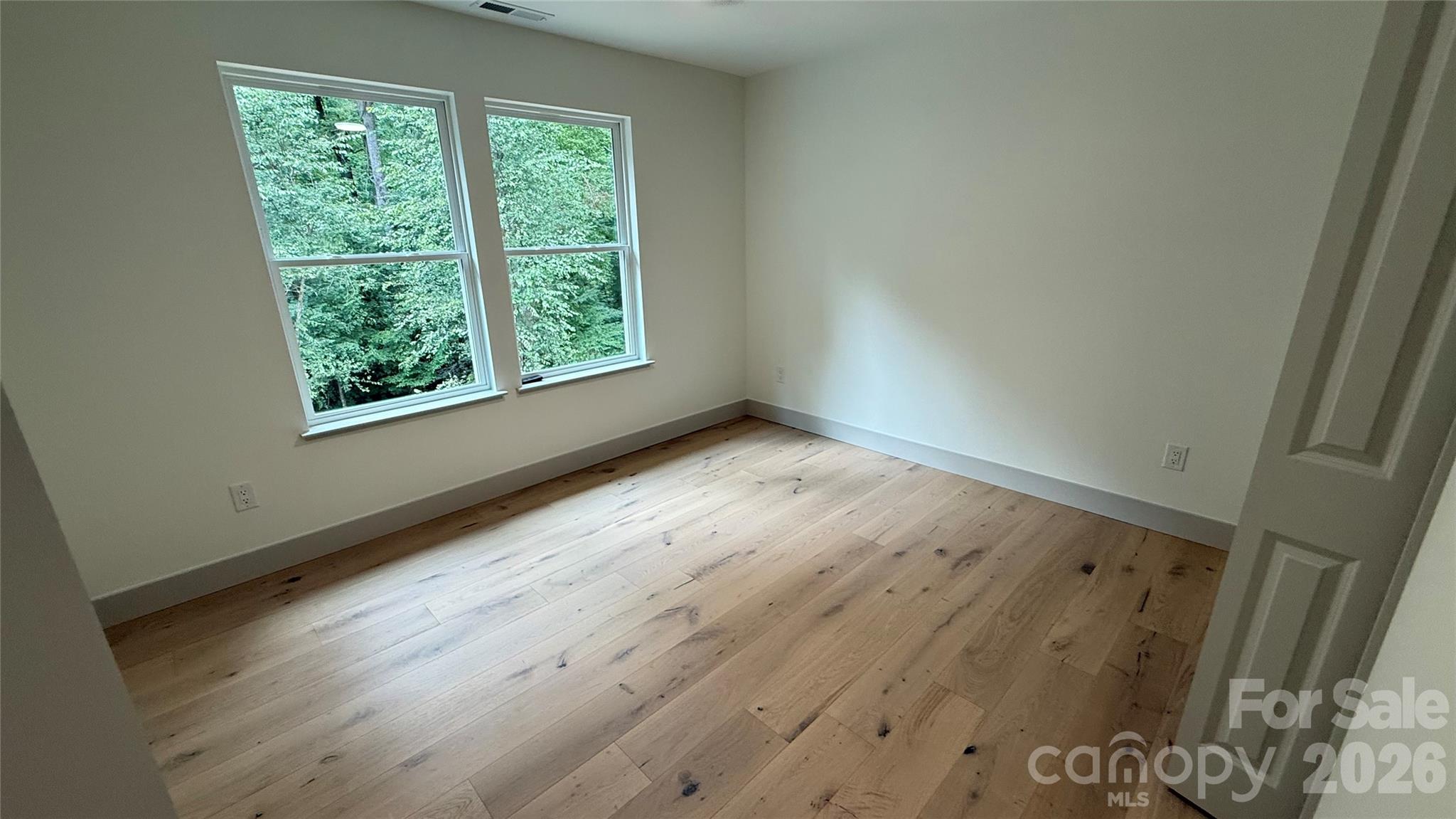 2766 Oakhurst Drive 41 Property Photo 23