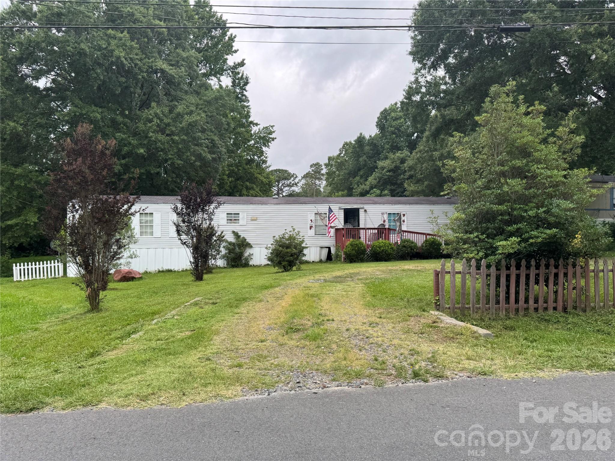 4720 Friendship Drive Property Photo 1