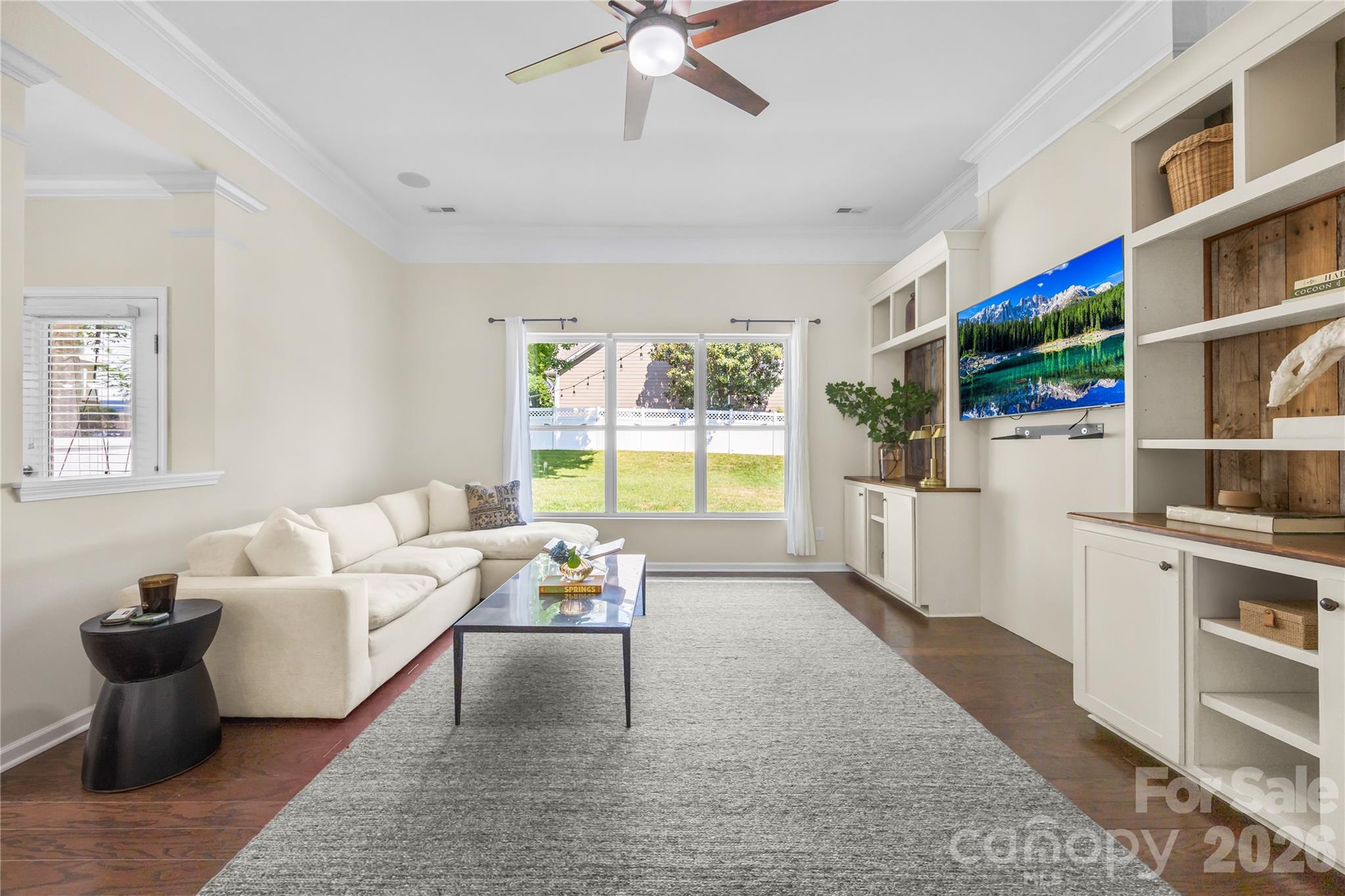 8703 Lake Pines Drive Property Photo 16
