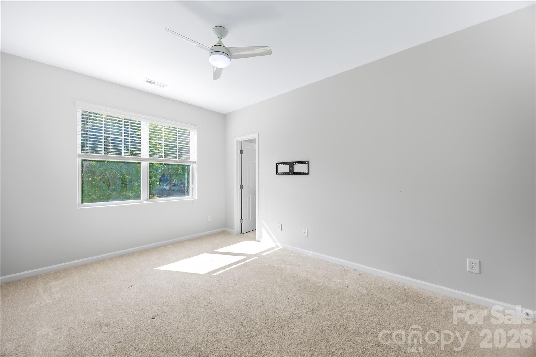 8703 Lake Pines Drive Property Photo 28