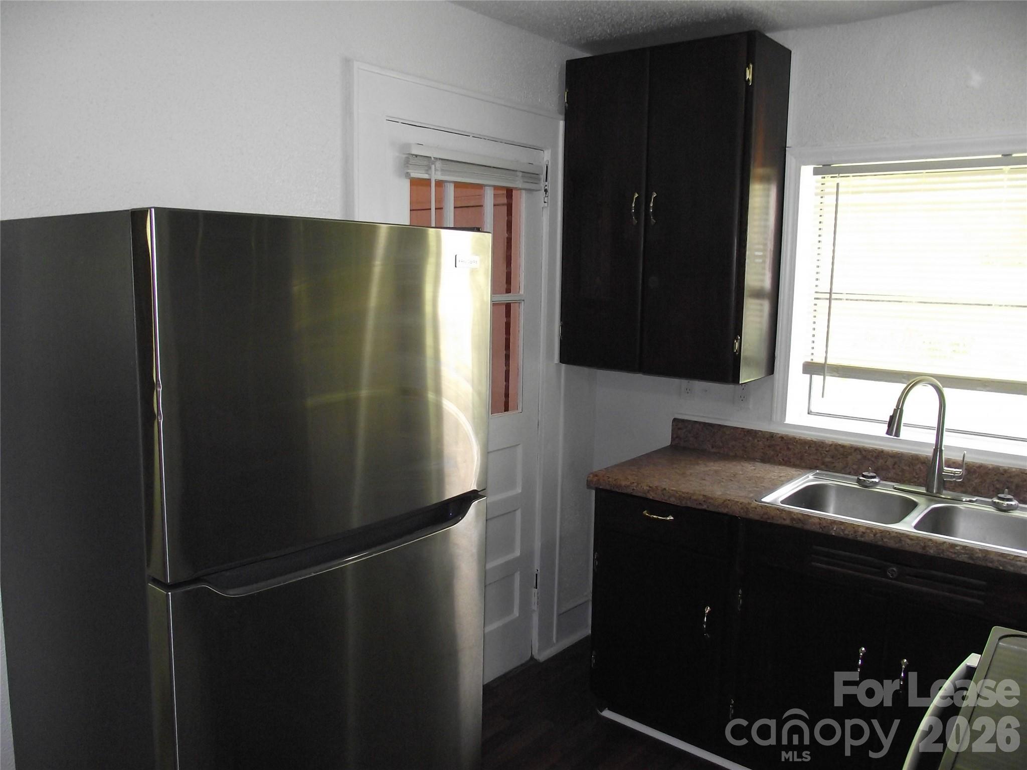 2310 Dundeen Street Property Photo 6
