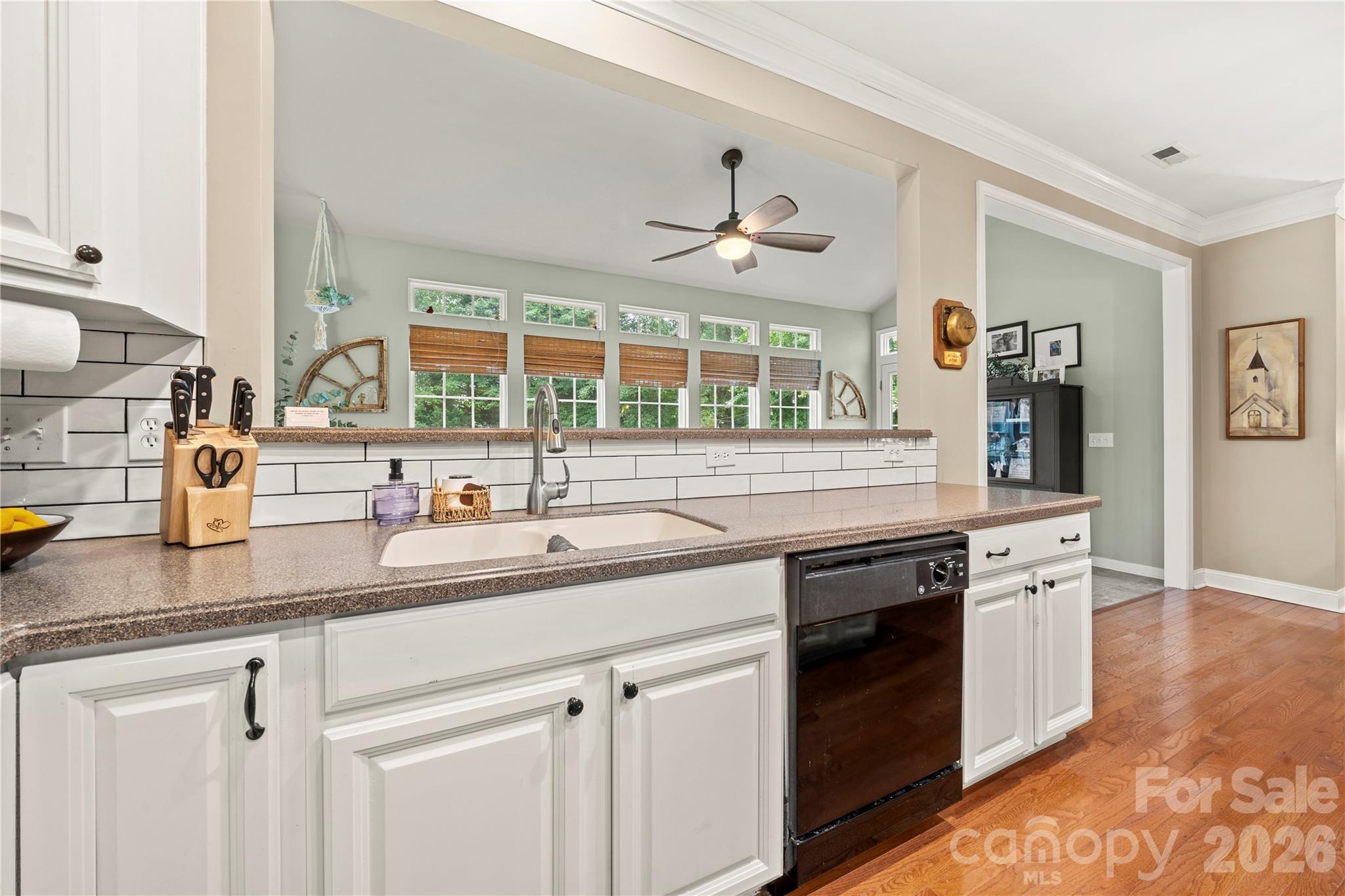 557 Fair Oaks Drive Property Photo 14