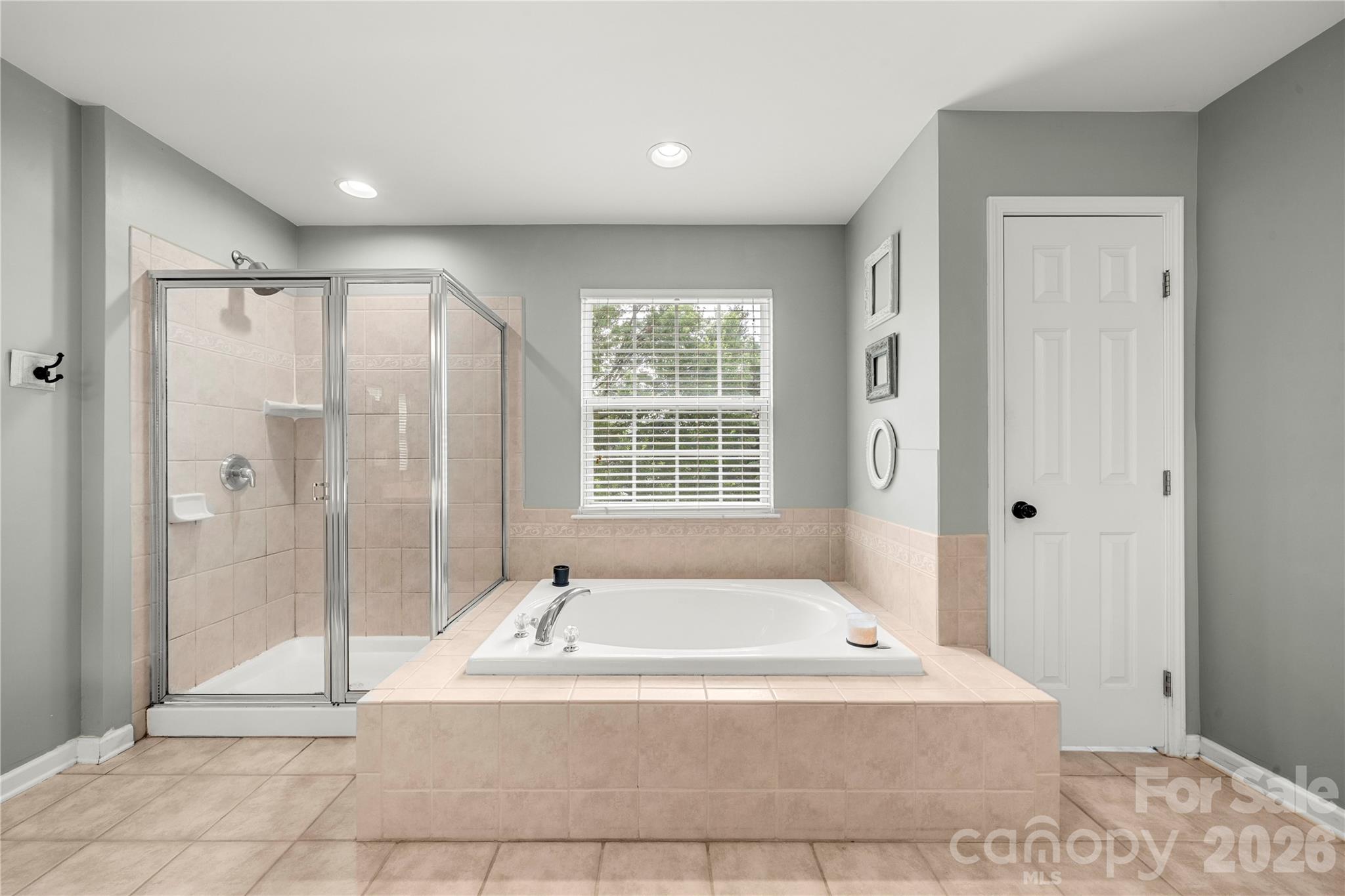 557 Fair Oaks Drive Property Photo 39