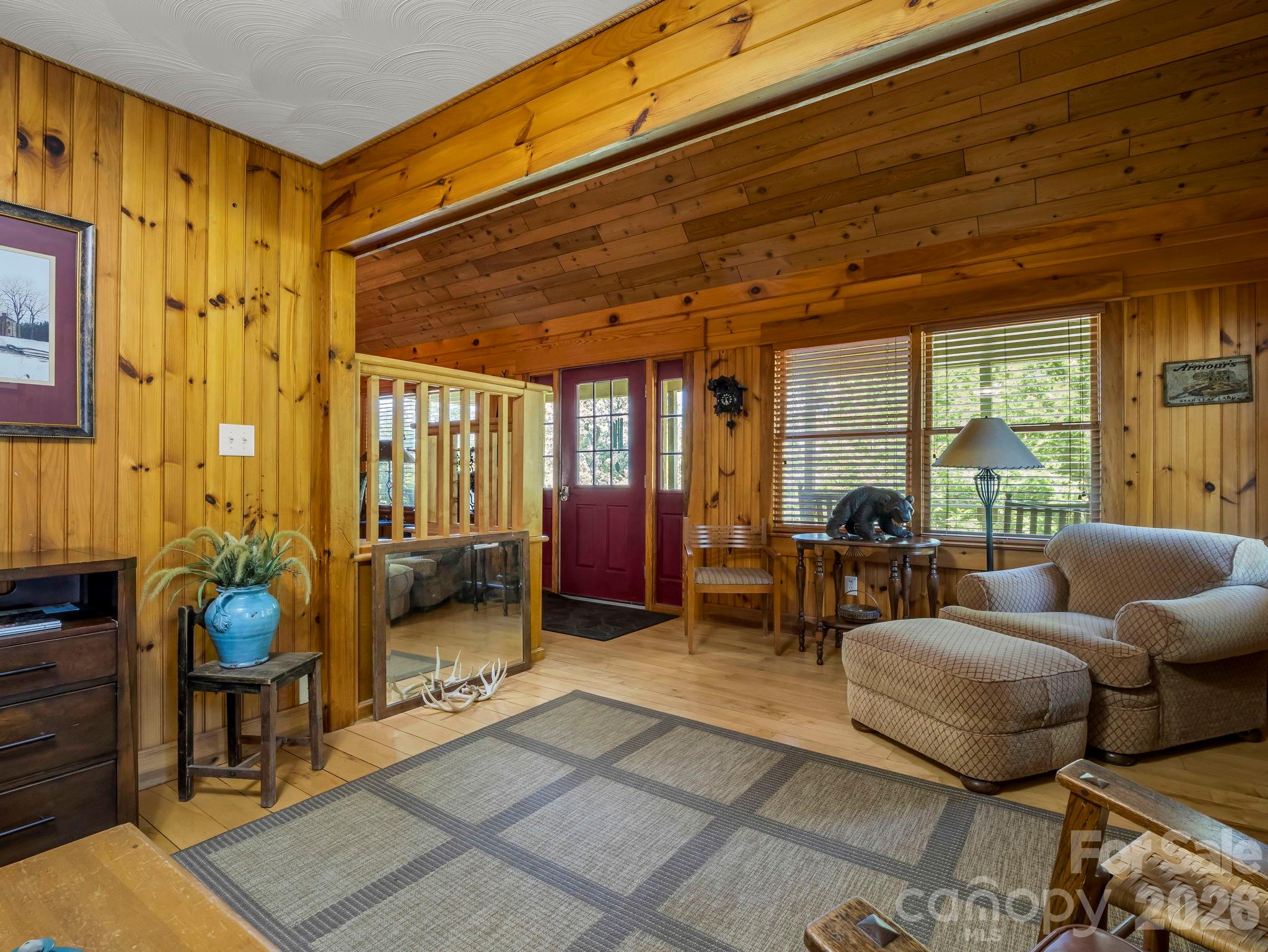 382 First Broad Drive Property Photo 10
