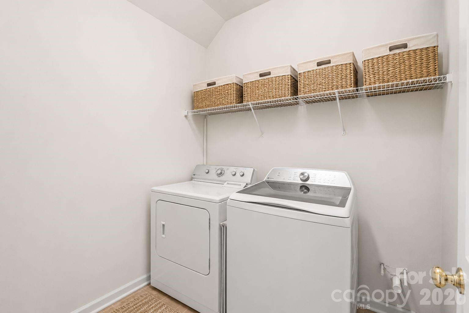 1455 Piper Court Property Photo 32