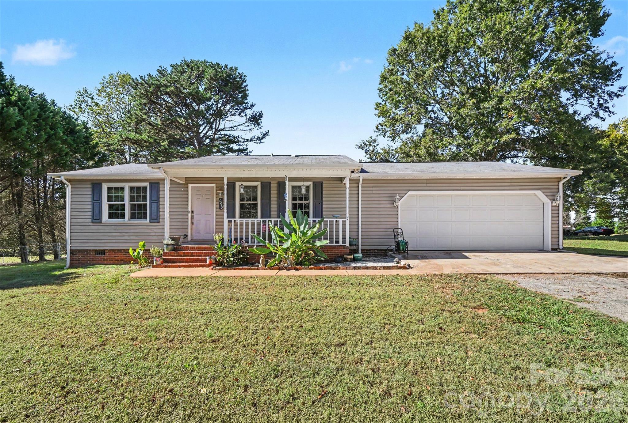2040 Providence Church Road Property Photo 3