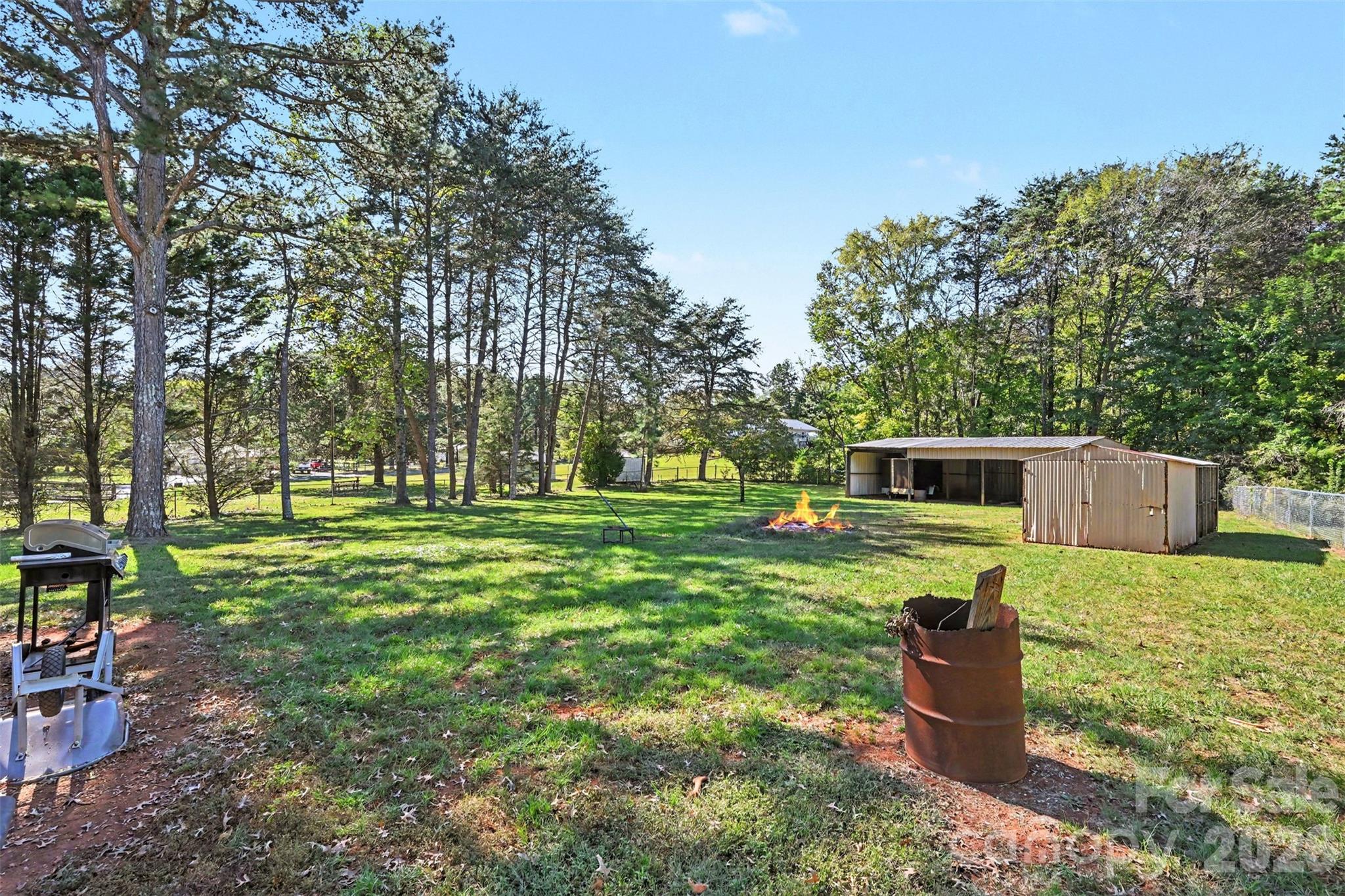 2040 Providence Church Road Property Photo 17
