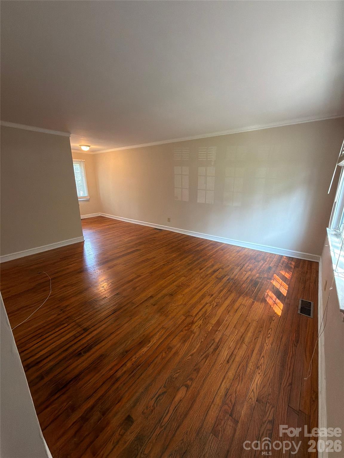 1818 Jameston Drive Property Photo 3