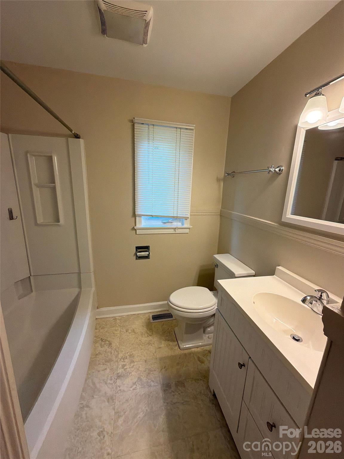 1818 Jameston Drive Property Photo 7