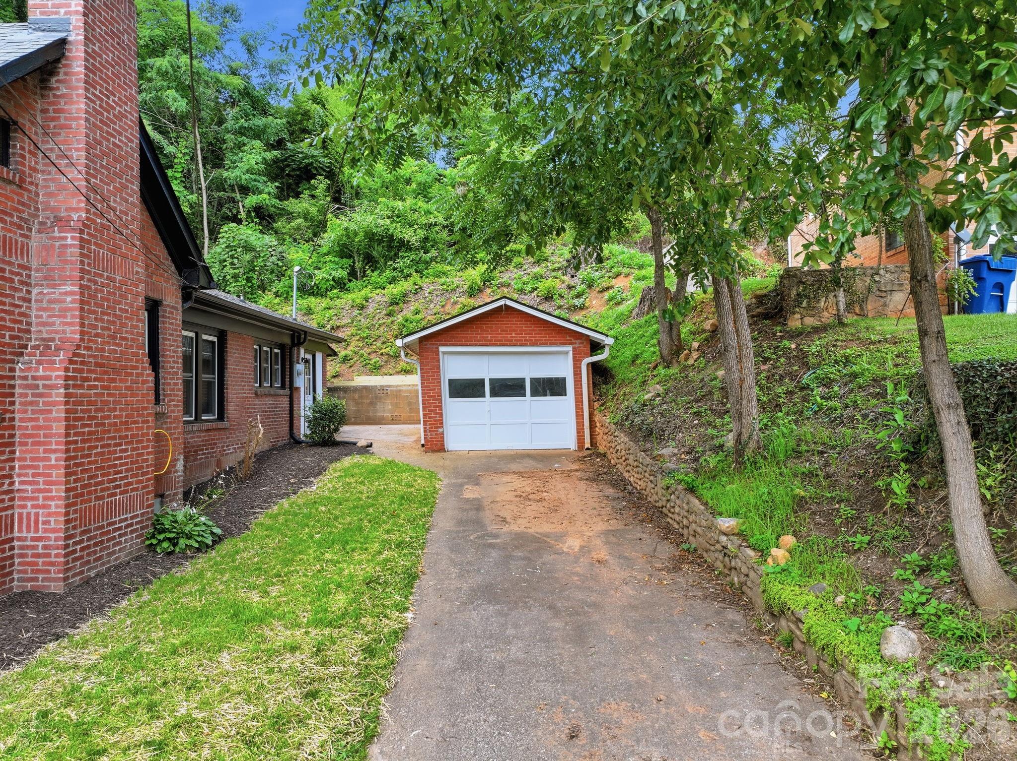 197 Academy Street Property Photo 45
