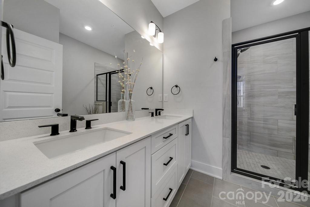 5007 Tiny Lane Property Photo 14