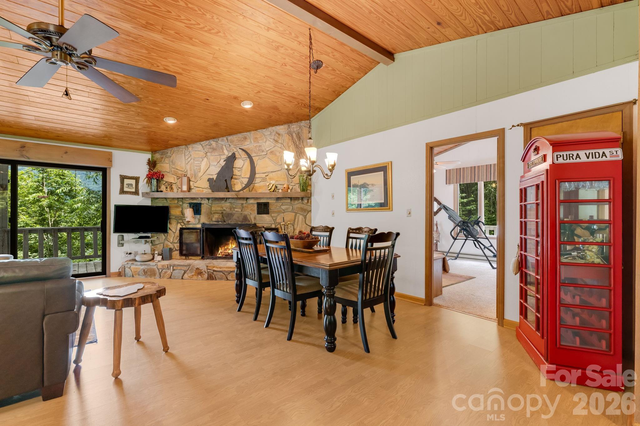 38 Bee Tree Lane Property Photo 6
