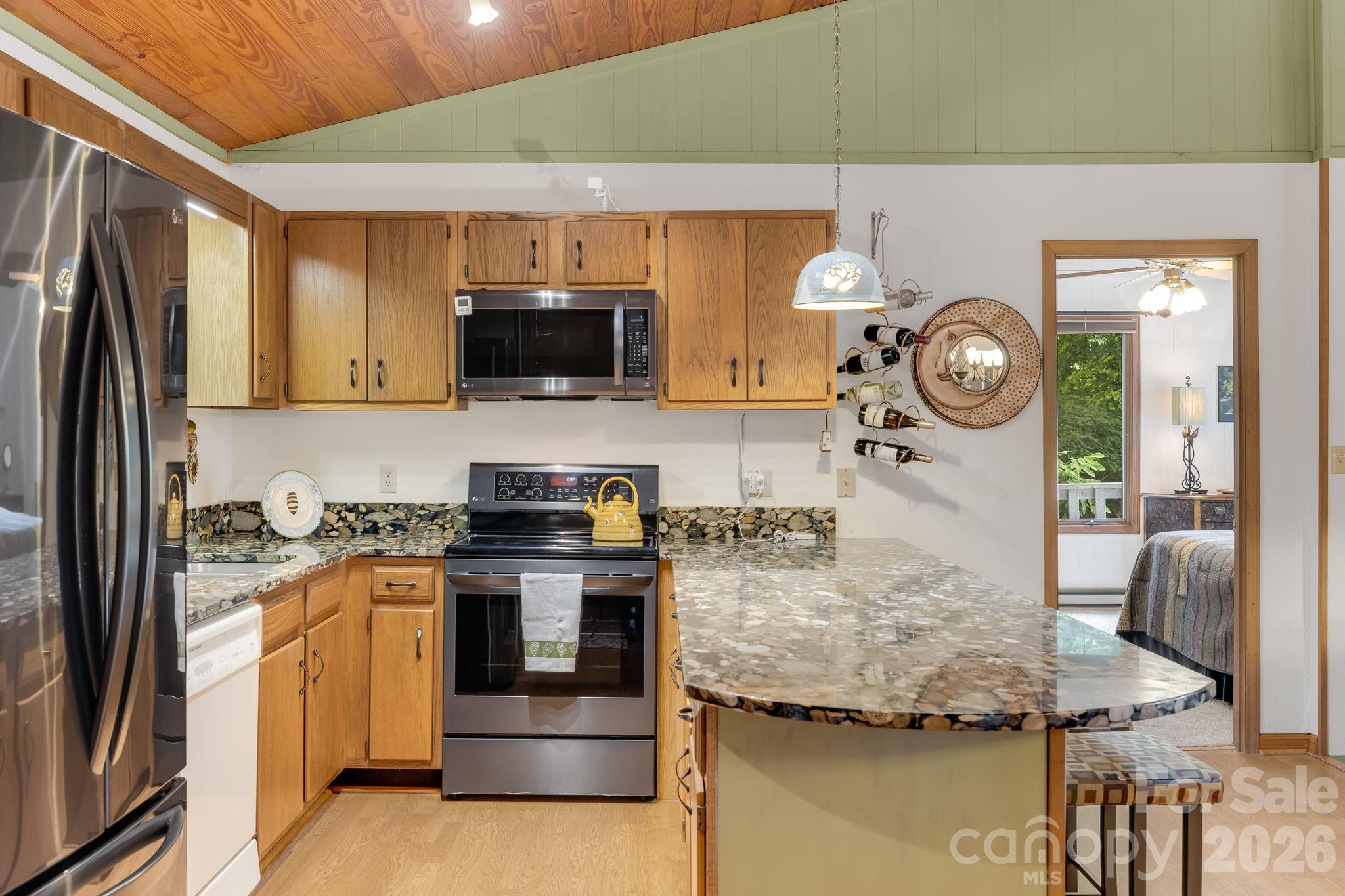 38 Bee Tree Lane Property Photo 7