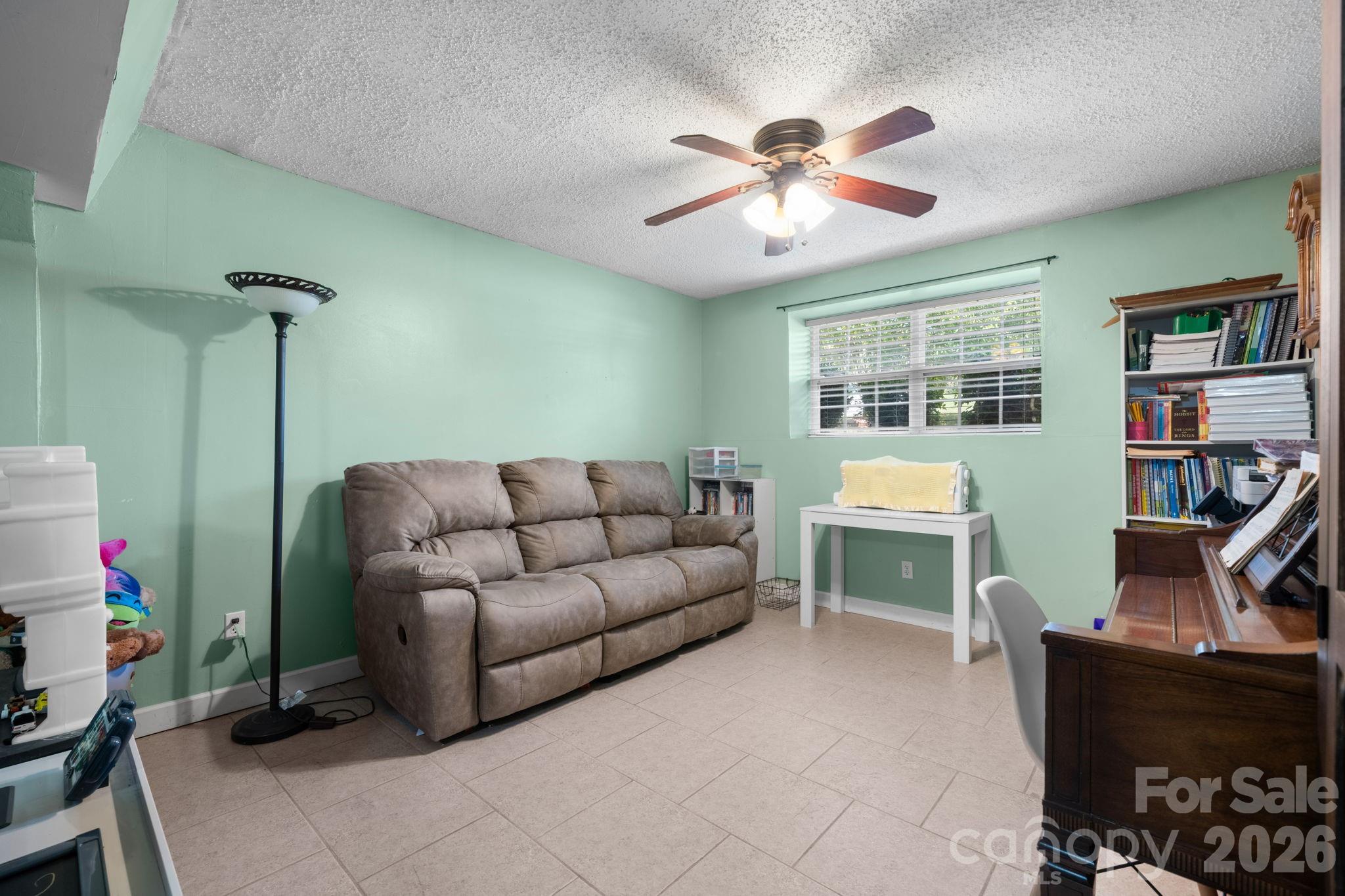 3105 Kay Street Property Photo 24