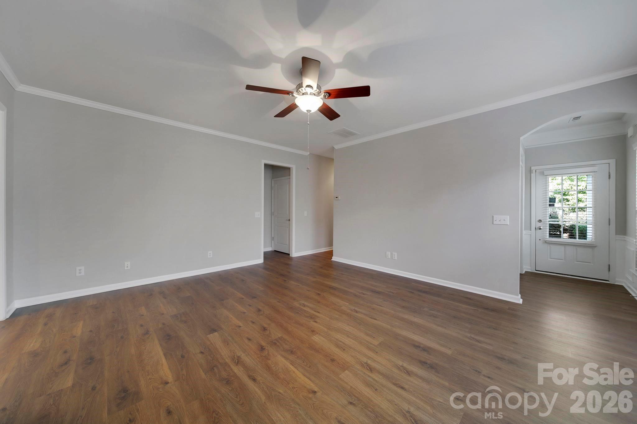 1028 Sweetleaf Drive Property Photo 5